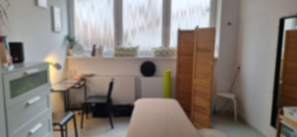 gabinet fizjoterapeutyczny - zdjęcie w tle